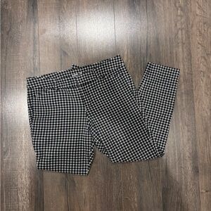 Old Navy Black and White Plaid Pants